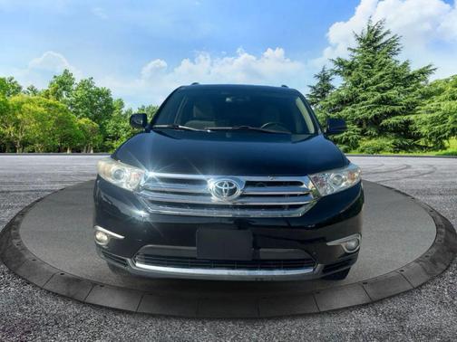 2013 Toyota Highlander SE