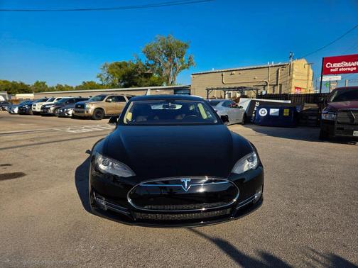 2014 Tesla Model S 85D