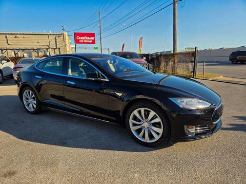 2014 Tesla Model S 85D