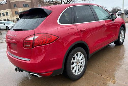 2014 Porsche Cayenne Platinum Edition