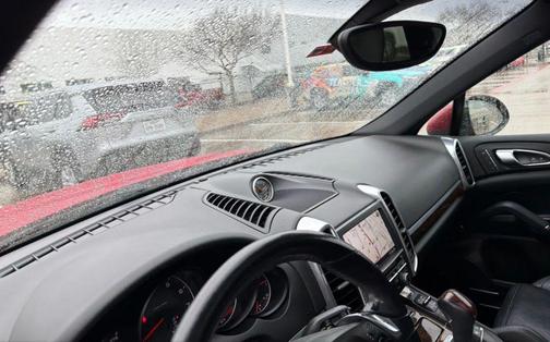 2014 Porsche Cayenne Platinum Edition