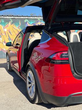 2020 Tesla Model X Performance Dual Motor All-Wheel Drive