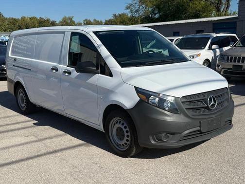 2020 Mercedes-Benz Metris Base