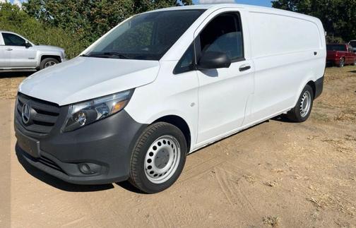 2020 Mercedes-Benz Metris Base