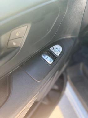 2020 Mercedes-Benz Metris Base