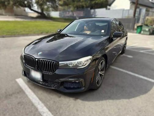 2016 BMW 740 740i Sedan 4D