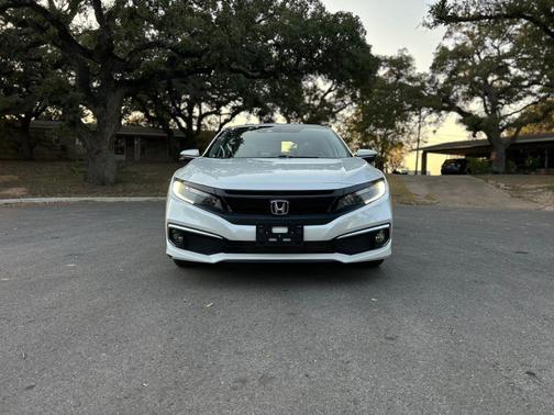 2019 Honda Civic Touring