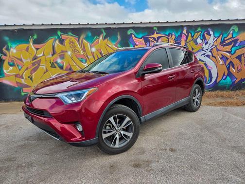 2018 Toyota RAV4 XLE