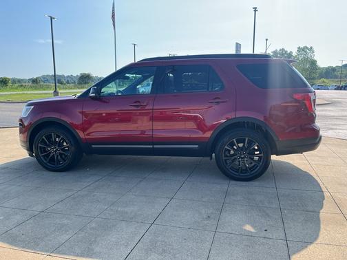 Ruby Red Metallic Tinted Clearcoat 2019 Ford Explorer XLT