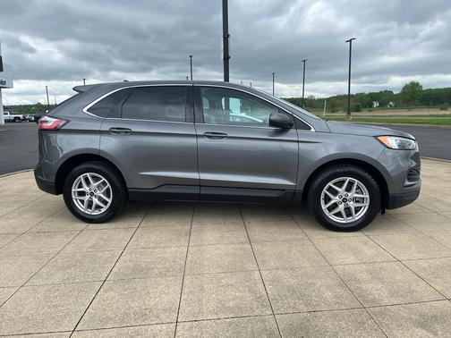 Star White Metallic Tri-Coat 2023 Ford Edge SEL