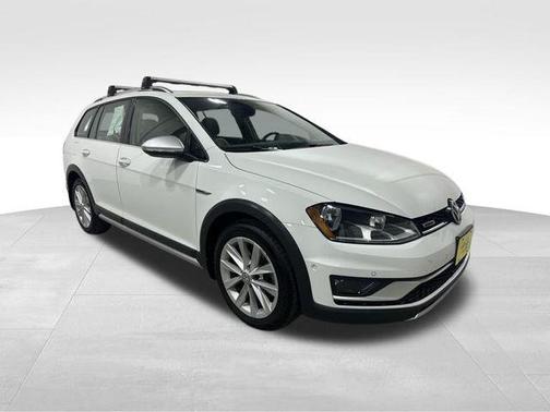 2017 Volkswagen Golf Alltrack TSI SE
