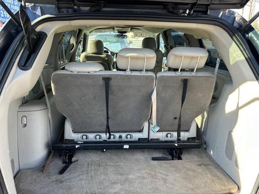 2007 Chrysler Town & Country Limited