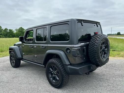 Gray 2020 Jeep Wrangler Unlimited Willys 4x4