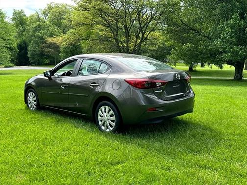 2015 Mazda Mazda3 i SV