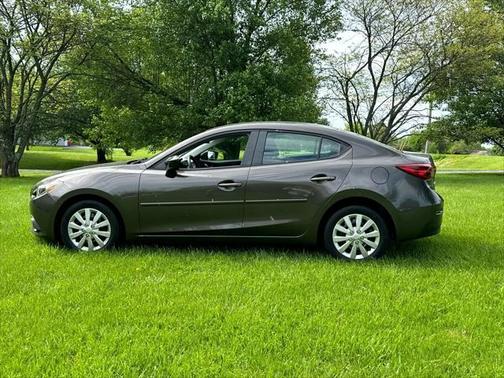 2015 Mazda Mazda3 i SV