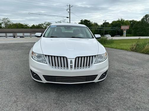 White 2010 Lincoln MKS Base