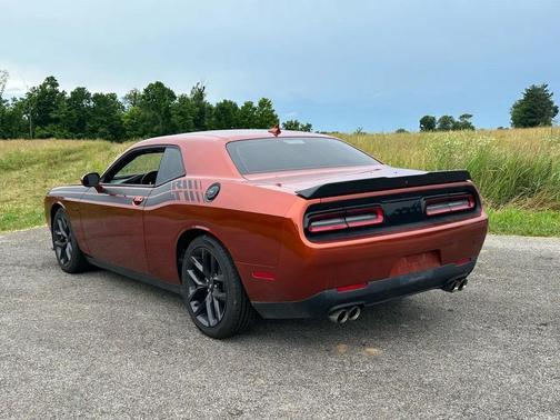 Bronze 2022 Dodge Challenger R/T