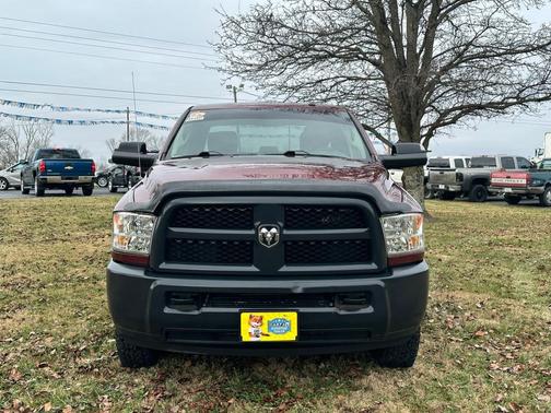 2018 RAM 2500 Tradesman 4x4 Crew Cab 8' Box