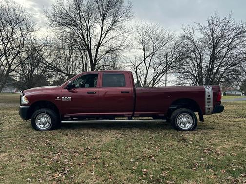 2018 RAM 2500 Tradesman 4x4 Crew Cab 8' Box