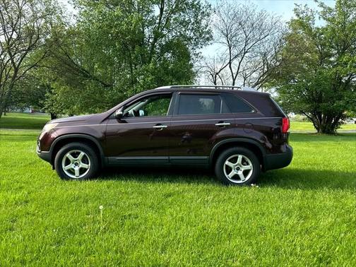 2011 Kia Sorento LX