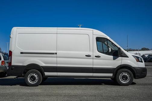 2026 Ford Transit-250 148 WB Medium Roof Cargo