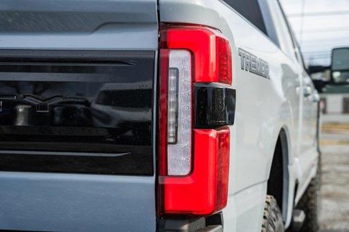 2026 Ford F-350 Platinum