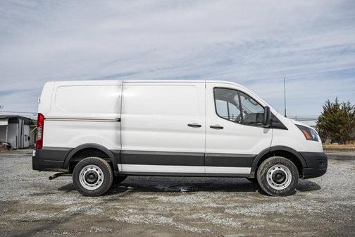 2025 Ford Transit-250