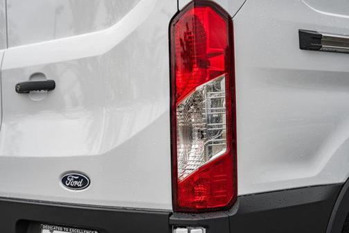 2026 Ford Transit-250 