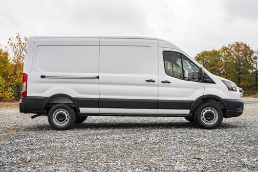 2026 Ford Transit-250 
