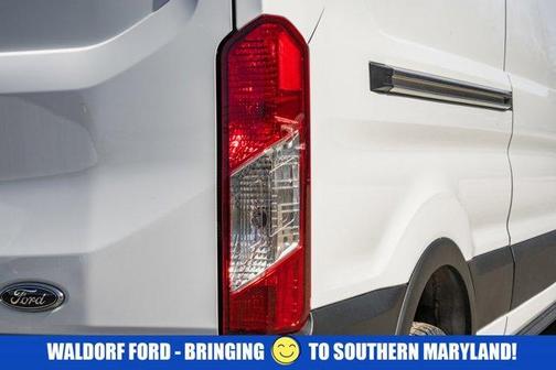 2025 Ford Transit-250 148 WB Medium Roof Cargo