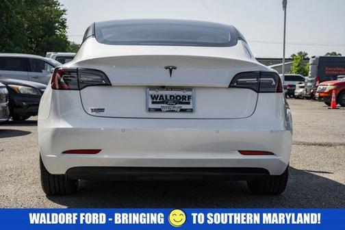 2022 Tesla Model 3 Base
