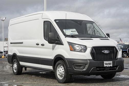 2026 Ford Transit-250 148 WB Medium Roof Cargo