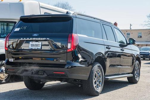 2026 Ford Expedition Max Active