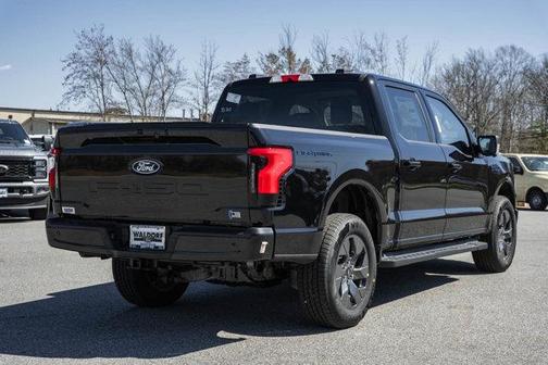 2025 Ford F-150 Lightning Flash