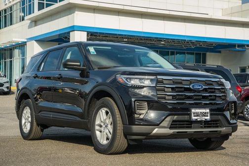 Agate Black Metallic 2026 Ford Explorer Active
