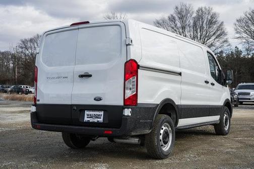 2025 Ford Transit-250