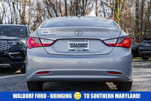 2012 Hyundai SONATA GLS