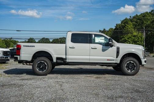 2025 Ford F-350 Lariat Super Duty