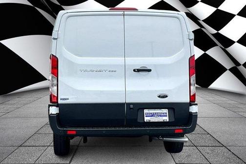 2025 Ford Transit-250 