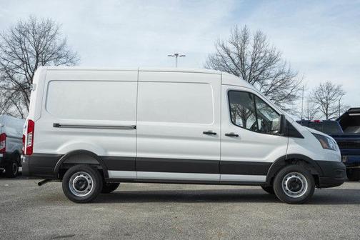 2026 Ford Transit-250 148 WB Medium Roof Cargo