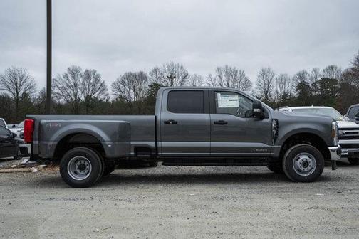 2025 Ford F-350 XL DRW
