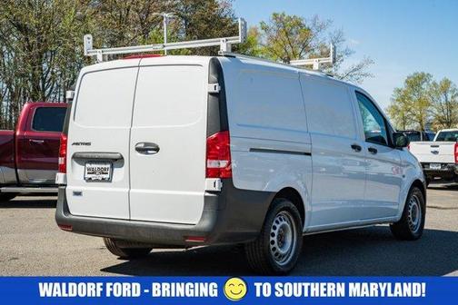 2022 Mercedes-Benz Metris Base