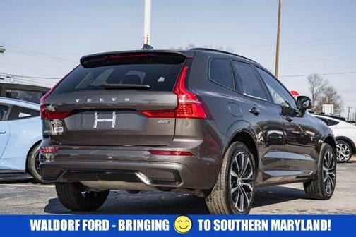 2025 Volvo XC60 B5 Plus
