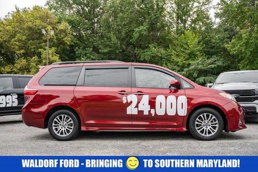 2020 Toyota Sienna 