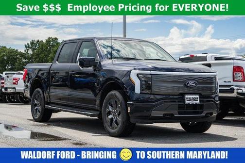 2025 Ford F-150 Lightning LARIAT