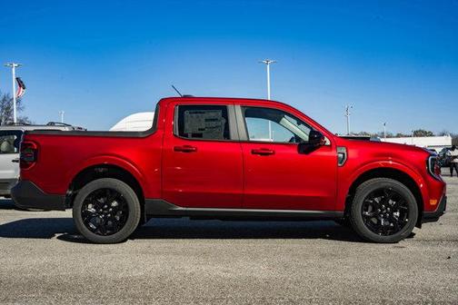 2025 Ford Maverick Lariat