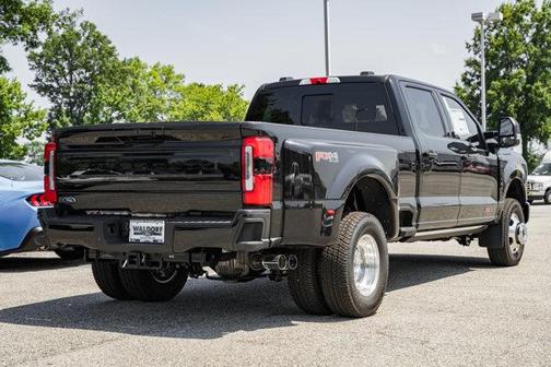 2025 Ford F-350 Platinum DRW