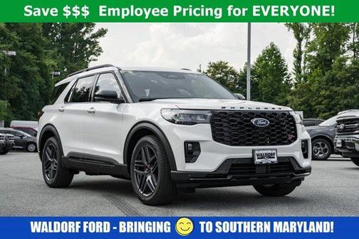 2025 Ford Explorer ST