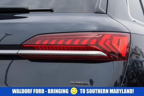 2024 Audi Q7 45 Premium