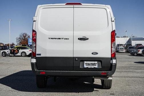 2026 Ford Transit-250 